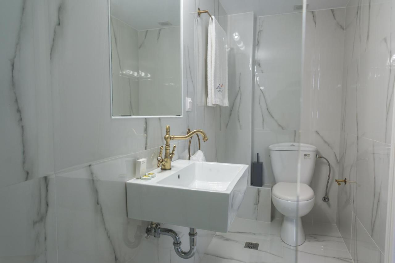 Neratzia Rooms เอเธนส์ ภายนอก รูปภาพ